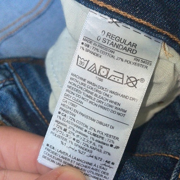 Old Navy Women’s Boyfriend Straight Leg Patch Jeans Size 0 - Picture 5 of 7